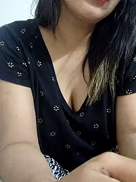 Tanha18 live sex cam