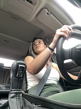 Isabella_Varella live sex cam