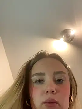 CherryEmmy live sex cam