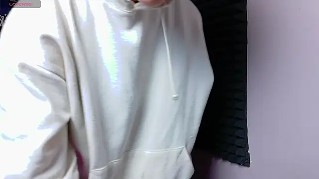 KIKI_Krash live sex cam