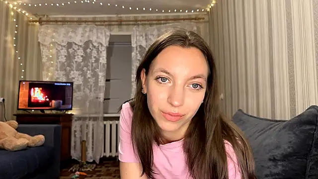 CarliBatas live sex cam