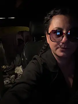 LoveSperm75 live sex cam