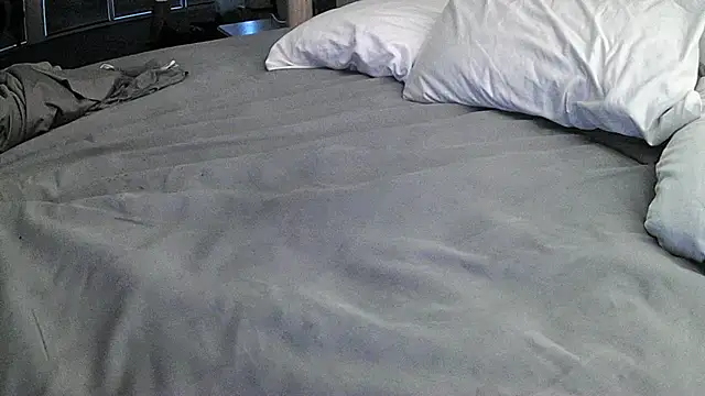 Nice8inchaussie live sex cam