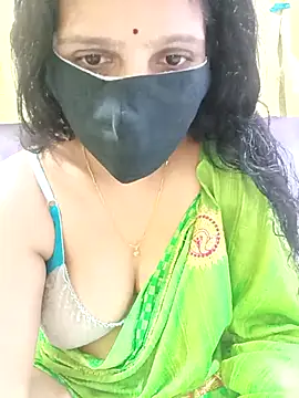 Rising_Smiler live sex cam