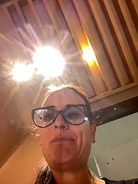 NataKitten live sex cam