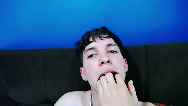 Jheampiiero live sex cam