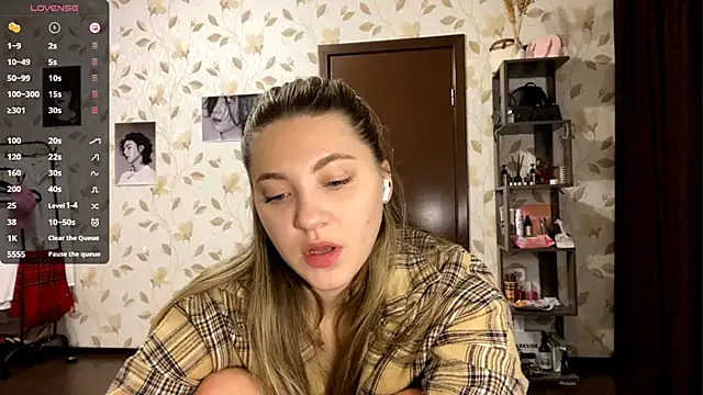 OrethaEredia live sex cam