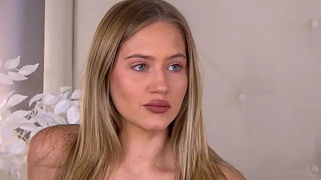 ur_wet_dreams__ live sex cam