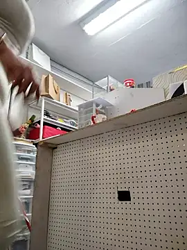 Mia_Novikov live sex cam