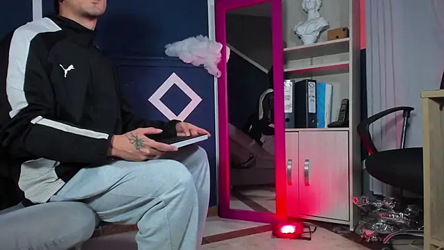 etham_wolf_ live sex cam