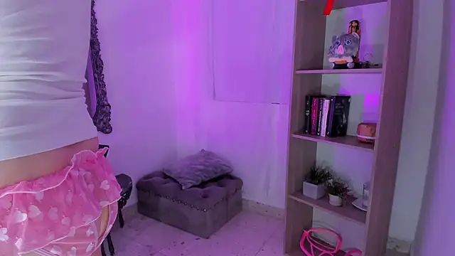 KimberlyJohnsoon live sex cam