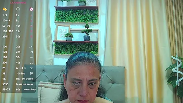 sasi_luna live sex cam