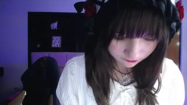 _Charlotte_Collins_ live sex cam