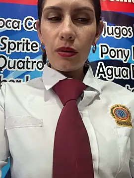 Alysson-- live sex cam