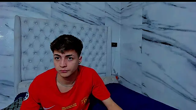 Ari_and_Storm live sex cam