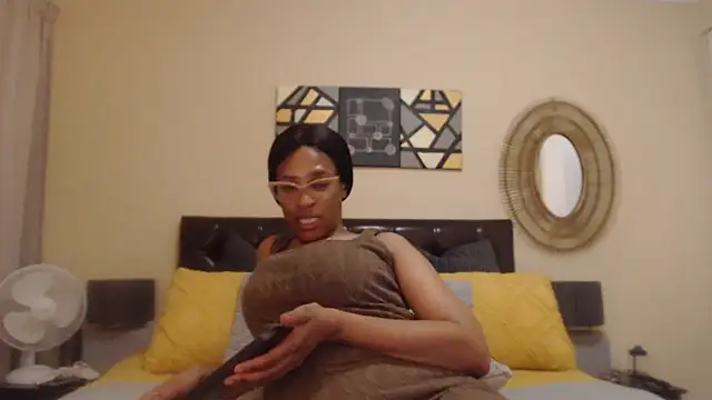 Creamyass22 live sex cam