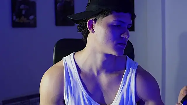 Hazzan_Velez live sex cam