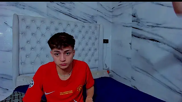 Ari_and_Storm live sex cam