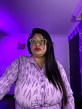 MiiaaJoness live sex cam