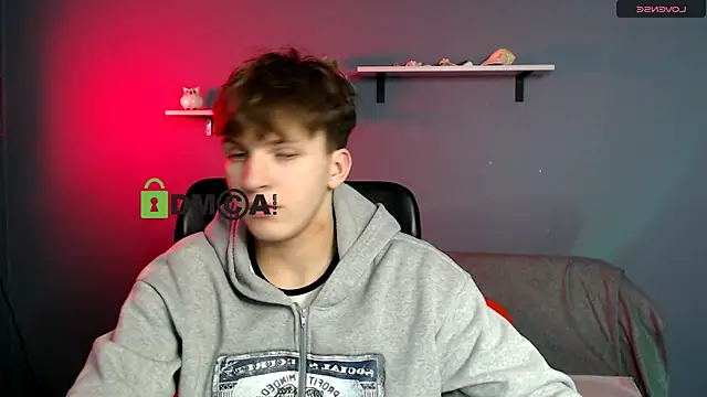 travis_wolf_ live sex cam