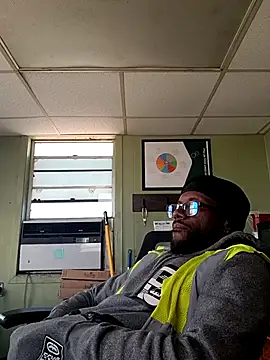 Txdarkmeat74 live sex cam