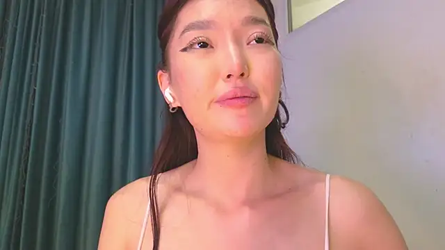 AudreyMell live sex cam