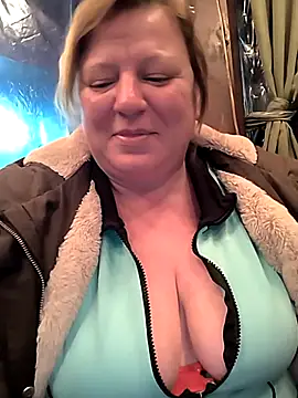 jusichka live sex cam