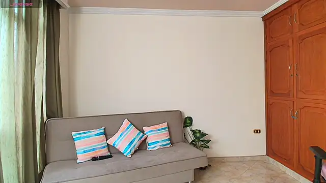 lili_jade222 live sex cam