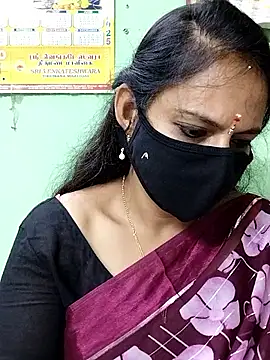 Queen-Neha live sex cam