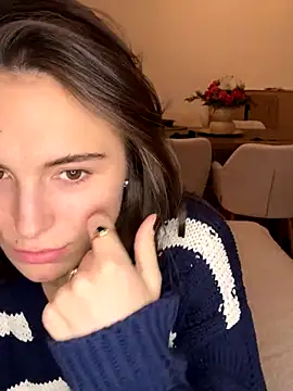 SophiiaStarr live sex cam