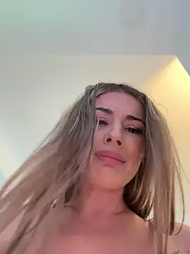 IsabellaEtthan live sex cam