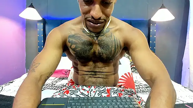 Salomon_koude live sex cam