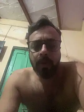 Aaditya-Fucker live sex cam