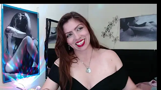 AnthonelaBella live sex cam