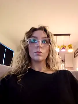 LilyOrion live sex cam