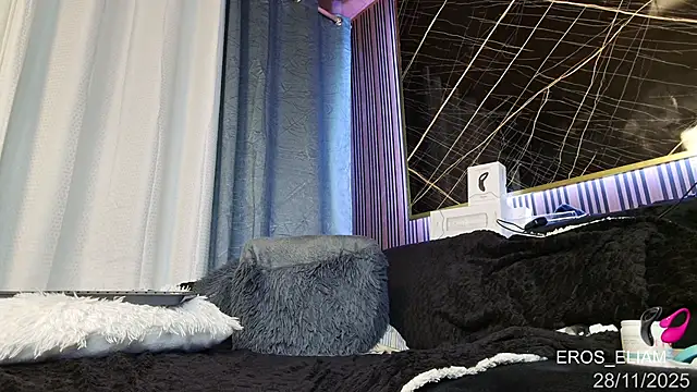 eroseliam live sex cam