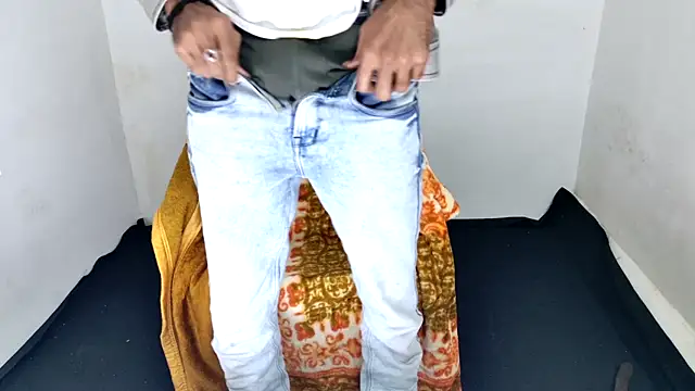 Max_morning_star live sex cam