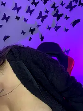 Luna_kitty live sex cam