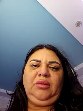 littleRikka live sex cam