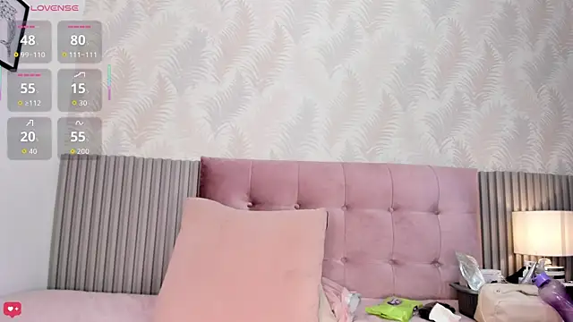 Kimmie_kaboom_x live sex cam