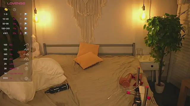 Devilsss_toy live sex cam