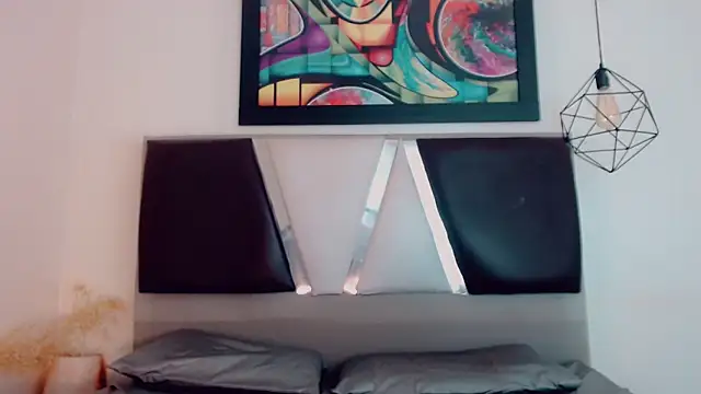 hilary_rodriguez live sex cam