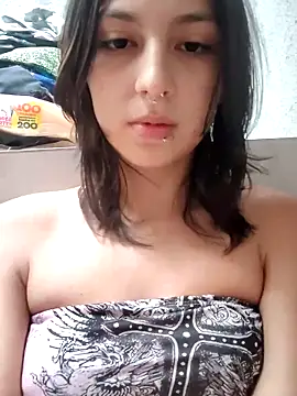 Maiden-Hot live sex cam