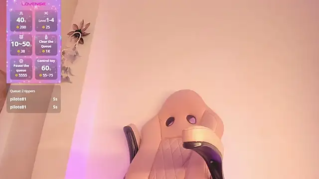 Mia_royal live sex cam