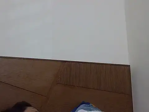 shekira99 live sex cam