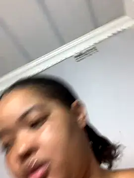 sexytinashe21 live sex cam