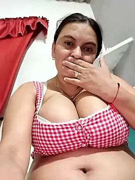 Horny-Mommy-Dirty live sex cam