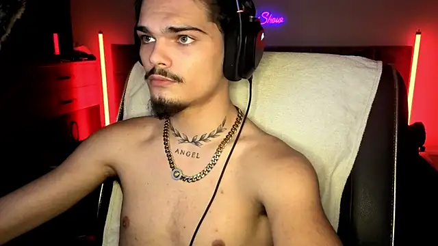 JordanShow live sex cam