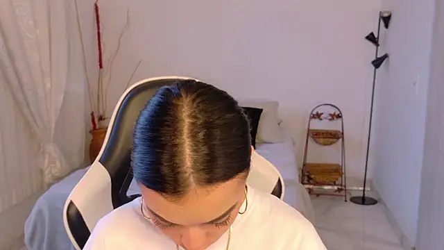 AnabelWolf live sex cam