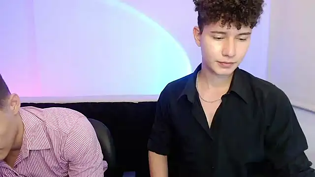 adrian_morelly live sex cam